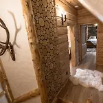 Koledowka-Kameralny Domek Z Jacuzzi W Gorach-Osada Jaworzyny 木屋 *