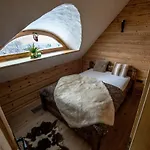 木屋 Koledowka-Kameralny Domek Z Jacuzzi W Gorach-Osada Jaworzyny Tokarnia (Lesser Poland)