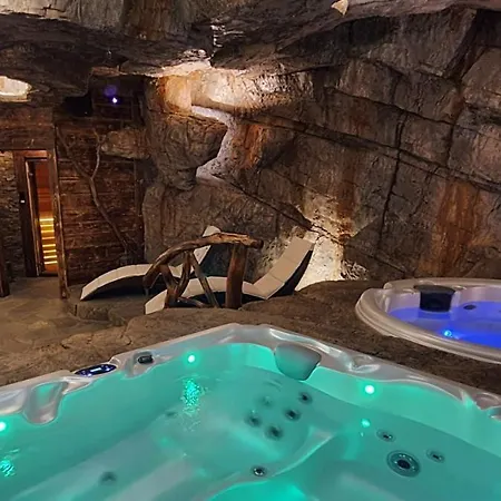 Шале Koledowka-kameralny Z Jacuzzi W Gorach-osada Jaworzyny Tokarnia (Lesser Poland)